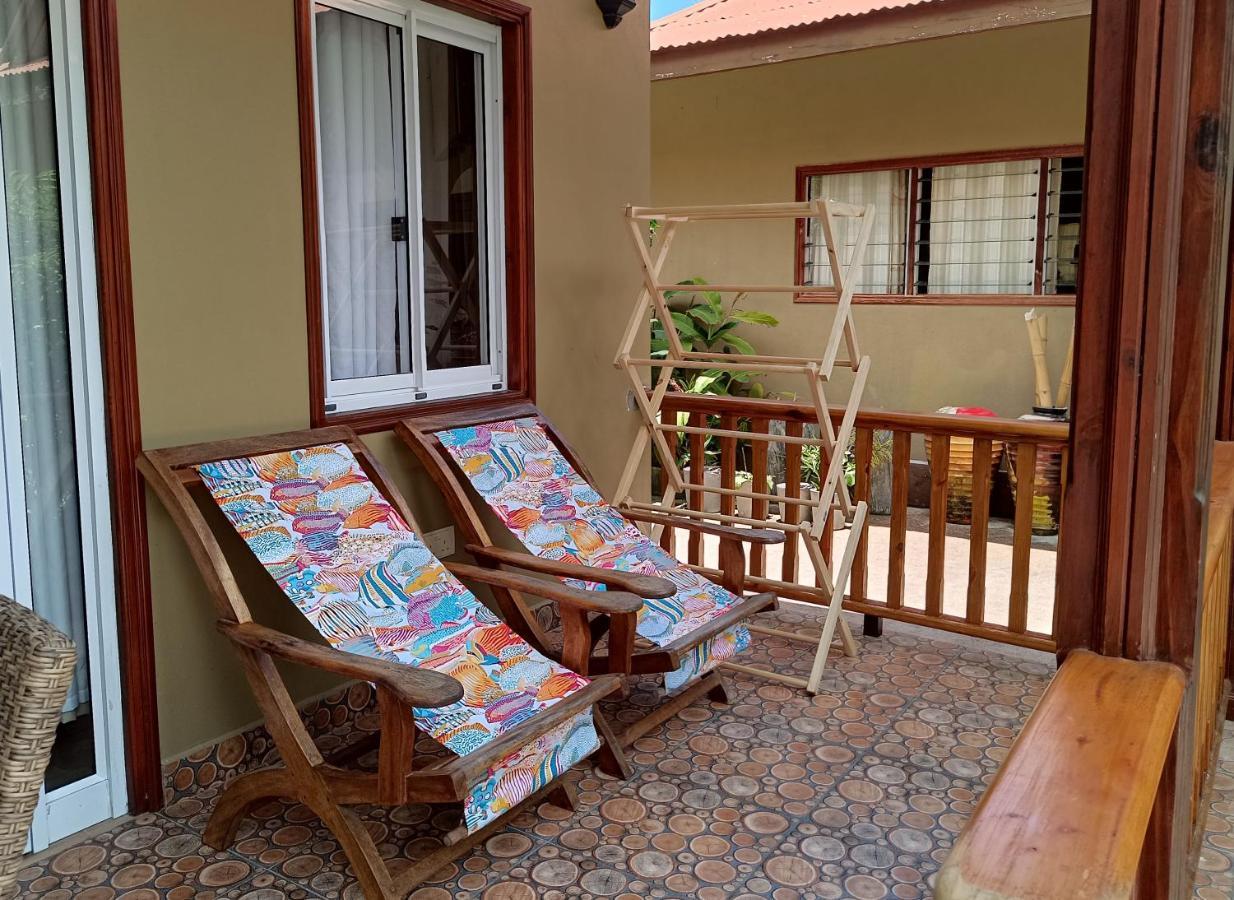 Apartmán Badamier Self-Catering La Digue Exteriér fotografie